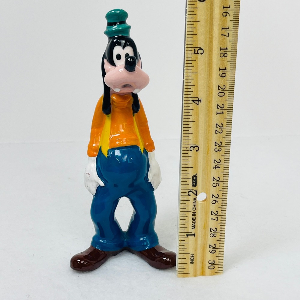 Vintage Disney Goofy Ceramic Figurine 5.5 Inch Japan Collectible Orange Blue - Picture 10 of 10